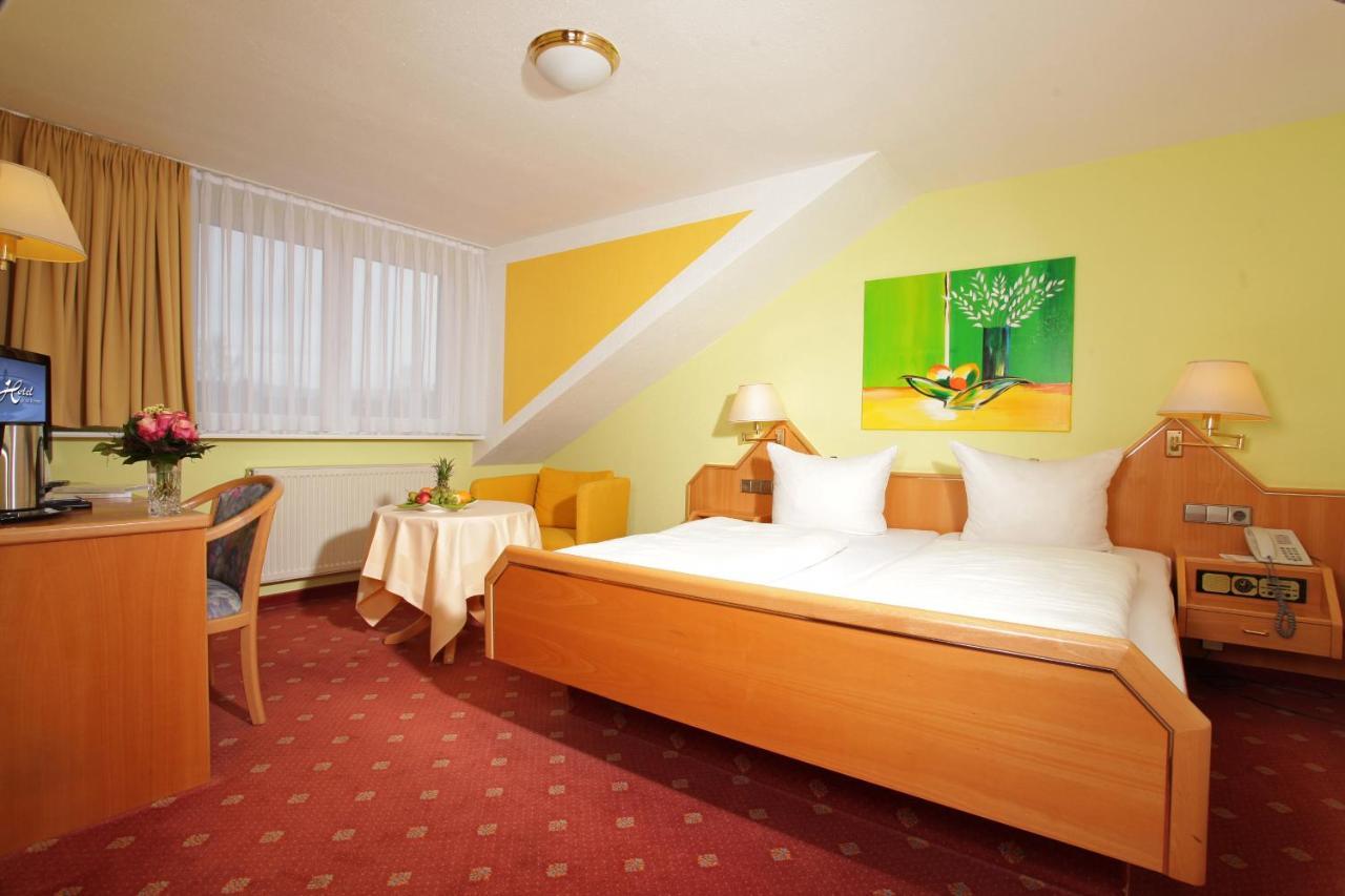 Eden Hotel Bad Krozingen Exterior photo